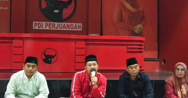 Pdi Perjuangan Karawang Gelar Pengajian Tahlil Bersama