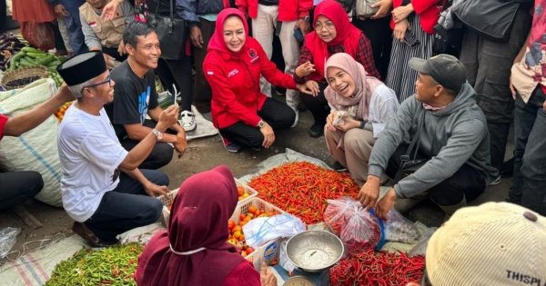 Blusukan Ke Pasar Di Lampung Atikoh Ganjar Serap Aspirasi Soal Harga Pokok