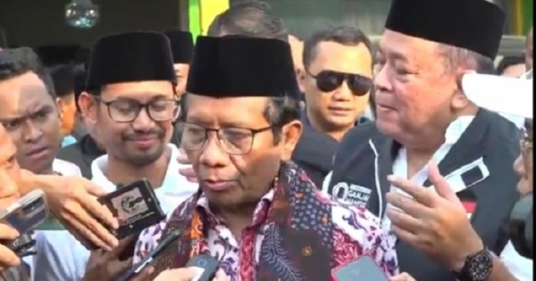 Mahfud Md Dengarkan Keluh Kesah Guru Agama Soal Kesejahteraan