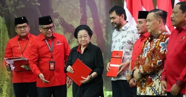 PDI Perjuangan Umumkan Calon Bupati Walikota Yang Diusung Pada Pilkada