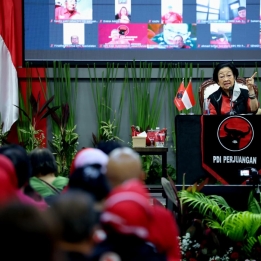  Megawati Tekankan Perempuan Harus Seimbang Antara Peran Publik, Politik dan Keluarga