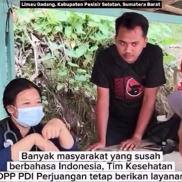 Bahasa Hati Menjadi Jembatan: Dokter PDI Perjuangan Dibantu Penerjemah Minang Layani Warga Terisolasi Pesisir Selatan