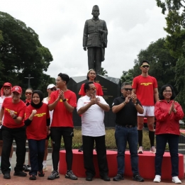 Peringati HUT ke-53 PDI Perjuangan, Panitia Soekarno Run 2026 Resmi Luncurkan Jersey dan Medali di GBK