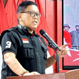 Respons Isu Politisasi Bencana, Hasto Kristiyanto Ajak Semua Pihak Fokus pada Pemulihan Korban
