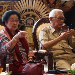 Megawati Ingatkan Kepada Daerah dari PDI Perjuangan Tingkatkan Kinerja