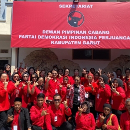 PDI Perjuangan Dorong Pemasaran UMKM Garut dan Perkuat Peran Perempuan di Politik