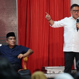 Seminar di Blitar, Hasto dan Airlangga Bahas Marhaenisme, Politik Biaya Tinggi hingga Kondisi Terkini
