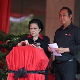 Ketua DPP PDIP Djarot Saiful Hidayat Ungkap Makna Filosofis Mendalam di Balik Monumen Kudatuli
