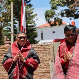 Hasto dan Djarot Groundbreaking Kantor DPC PDI Perjuangan Samosir, Ingatkan Option For and With The Poor