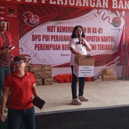 Srikandi PDI Perjuangan Bantul Gelar Jalan Sehat dan Penggalangan Donasi Bencana Untuk Korban Gempa di NTT​​​​​​​