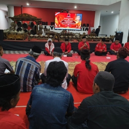 Tahlil Tujuh Hari Wafatnya Guruh Soekarnoputra, PDI Perjuangan DIY Kenang Kiprahnya dalam Kebudayaan