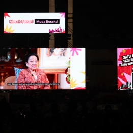 Megawati di Merah Muda Fest: Banyak Orang Pintar Tapi Hatinya Goyang dan Tak Punya Nyali