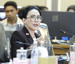 Rieke Diah Pitaloka Minta Pemerintah Perkuat Perlindungan PMI di Malaysia