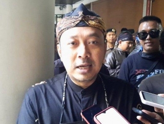 Taufik Ismail Soroti Penanganan Sampah di Karawang