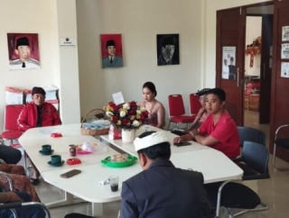Banteng Kabupaten Buleleng Akan Bantu Biaya Pendidikan Dea