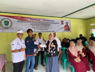 Eni Garyani Serap Aspirasi Warga Kelurahan Soklat