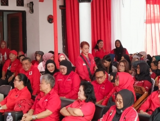 PDI Perjuangan Gelar Aksi Sosial di Kota Sukabumi