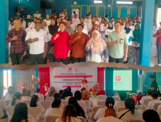 Mercy Barends Ajak Generasi Muda Kepulauan Aru Ubah Sampah Jadi Sumber Ekonomi 