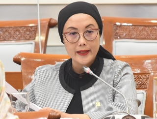 Selly Soroti Mundurnya Sembilan Siswa di Sekolah Rakyat 33 Tangsel