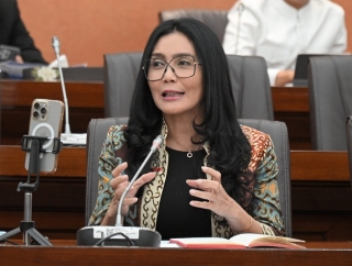 Rieke Diah: Tingginya PHK Tak Akan Berubah Selama Belum Terbit UU Ketenagakerjaan yang Baru