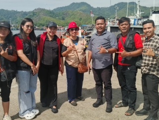 Rumah Sakit Apung Laksamana Malahayati Sandar di Tapanuli Tengah, Layani Pengobatan Gratis untuk Masyarakat