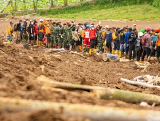 Lasarus Heran Kejadian Bencana Longsor yang Melanda Cisarua