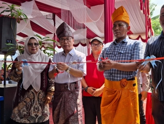 Membayar Utang Kenangan di Paya Bakung: Sofyan Tan Bangun Sekolah, Bangun Harapan