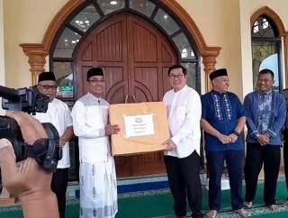 Safari Ramadan, Kamarudin Muten Siapkan Umrah Gratis dan Rumah Layak Huni