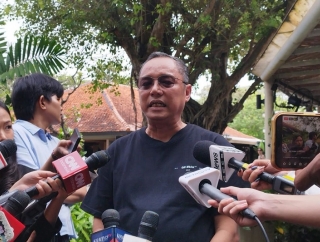 Deddy Sitorus: Mobil Dinas Gubernur Kaltim Rp8,5 Miliar Melawan Semangat Efisiensi Prabowo