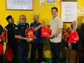 Adisatrya Suryo Sulisto Salurkan 300 Paket Sembako ke Masyarakat Perantau Asal Banyumas dan Cilacap