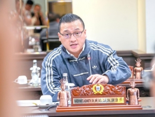 Kenneth Desak Evaluasi Total Pengelolaan Sampah Jakarta