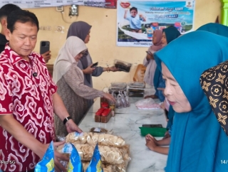 Rokhmin Dahuri ke UMKM Pesisir Cirebon: Barang Mudah Laku Jika Kualitas dan Kemasannya Menarik 