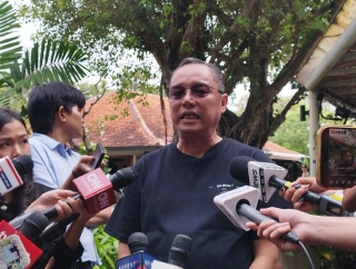 Deddy Sitorus Minta Pemerintah Jelaskan Soal Kebijakan WFH Bagi ASN Tiap Jumat