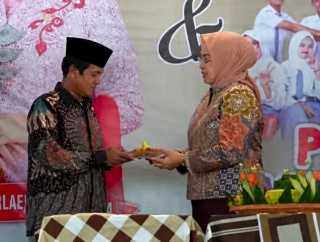 Ida Nurlaela Wiradinata Resmikan Ruang Belajar Baru di MA Alfattah Tunggilis, Pangandaran