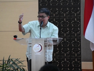 Alex Indra Lukman: Kelola Dana Stimulus KBR Secara Jujur, Transparan, Penuh Tanggung Jawab