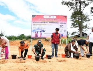 Masinton Pasaribu Groundbreaking Pembangunan 36 Hunian Tetap Bagi Korban Bencana di Tapteng