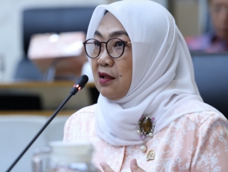 Sadarestuwati Minta Kementan Perkuat Perlindungan Terhadap Peternak Ayam Petelur