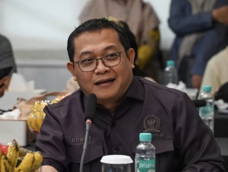 Harga Telur Anjlok, Sonny Danaparamita Desak Kementan Percepat Bantuan Bagi Peternak Ayam Petelur
