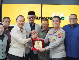 Cegah Pelanggaran Kode Etik Anggota DPR, Wayan Sudirta: MKD dan Polri Harus Perkuat Sinergi
