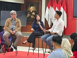 Diskusi Public Pulse 28 PDI Perjuangan: Abigail Soroti Krisis Harapan Pemuda, Berly Ingatkan Ancaman Vietnam