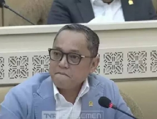 Kuota PIP Susut, Deddy Sitorus Ingatkan Penggunaan Anggaran Pendidikan Untuk MBG Harusnya Sudah Stop!