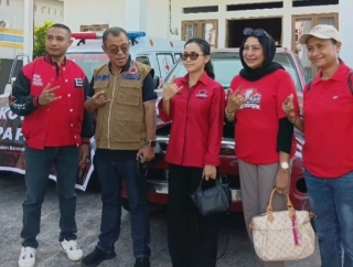 Banteng Ende Salurkan Bantuan Sembako di 4 Kecamatan