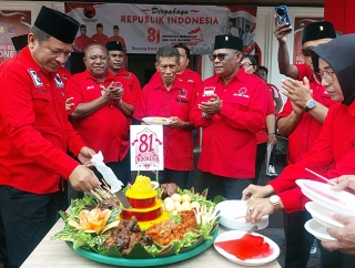 Peringatan HUT ke-81 RI di Papua Diwarnai Haru, Kader PDI Perjuangan Kirim Doa untuk Warga NTT