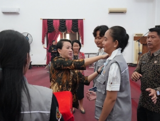 Bupati Karolin Resmi Tutup KKM FISIP Untan: Mahasiswa Perlu Asah Soft Skills Hadapi Persaingan Global