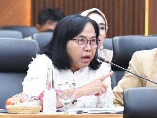 MY Esti Kritik Penggelembungan Pos Anggaran PIP-KIP Kuliah di Perlinsos