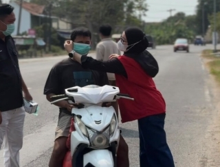 Terkena Imbas Hujan Abu Anak Krakatau, Warga Lampung Selatan Dapat Amunisi Kesehatan Gratis!