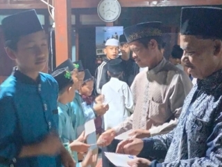 DPRD Banteng Magetan Santuni Ratusan Anak Yatim dan Dhuafa di Panekan