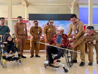 Gunungkidul Salurkan 95 Alat Bantu Disabilitas, Endah Subekti: Disabilitas Punya Hak Setara