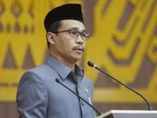 DPRD Pringsewu Minta Pemkab Utamakan Validasi Data Bansos Dibanding Pembesaran Plang
