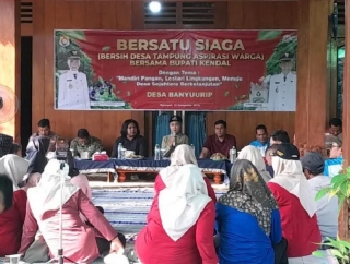 Bupati Tika Tanggapi Satu Per Satu Aspirasi Warga Banyuurip, Dari Normalisasi Sungai Hingga Jalan